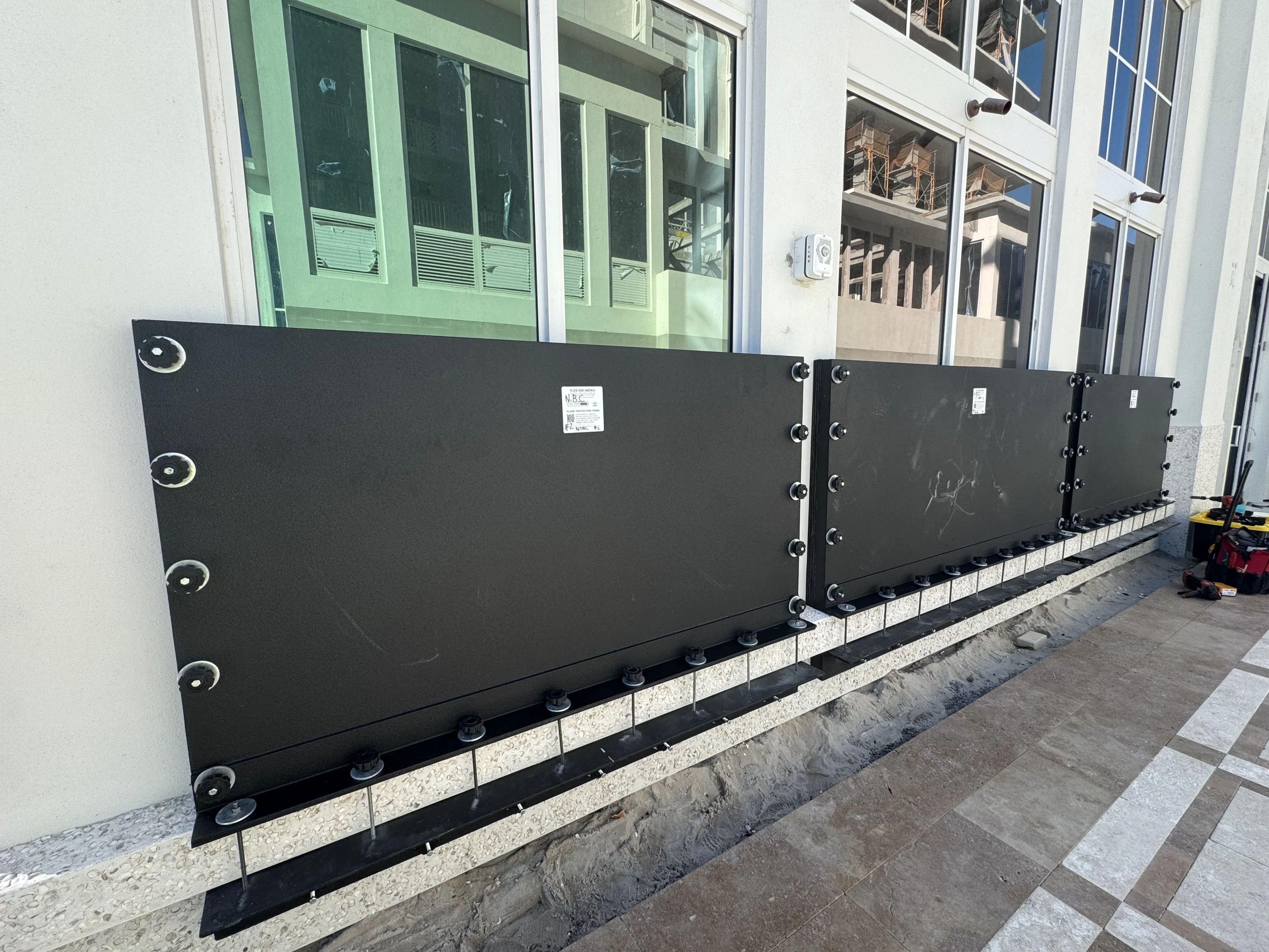 Hotel flood defense system